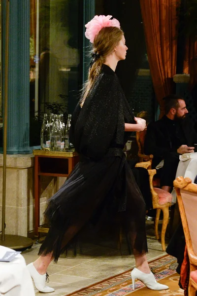Look 68
